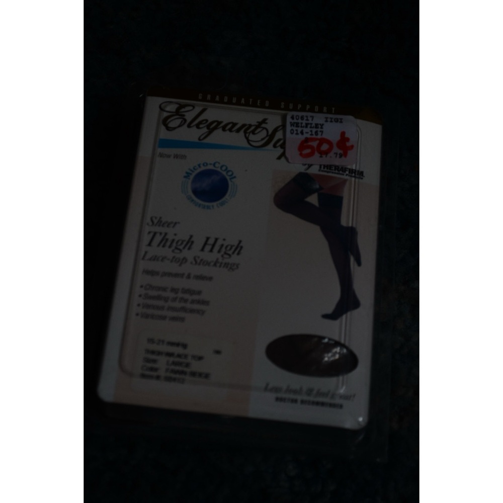 BNWT VTG Therafirm sheer lace-top stockings